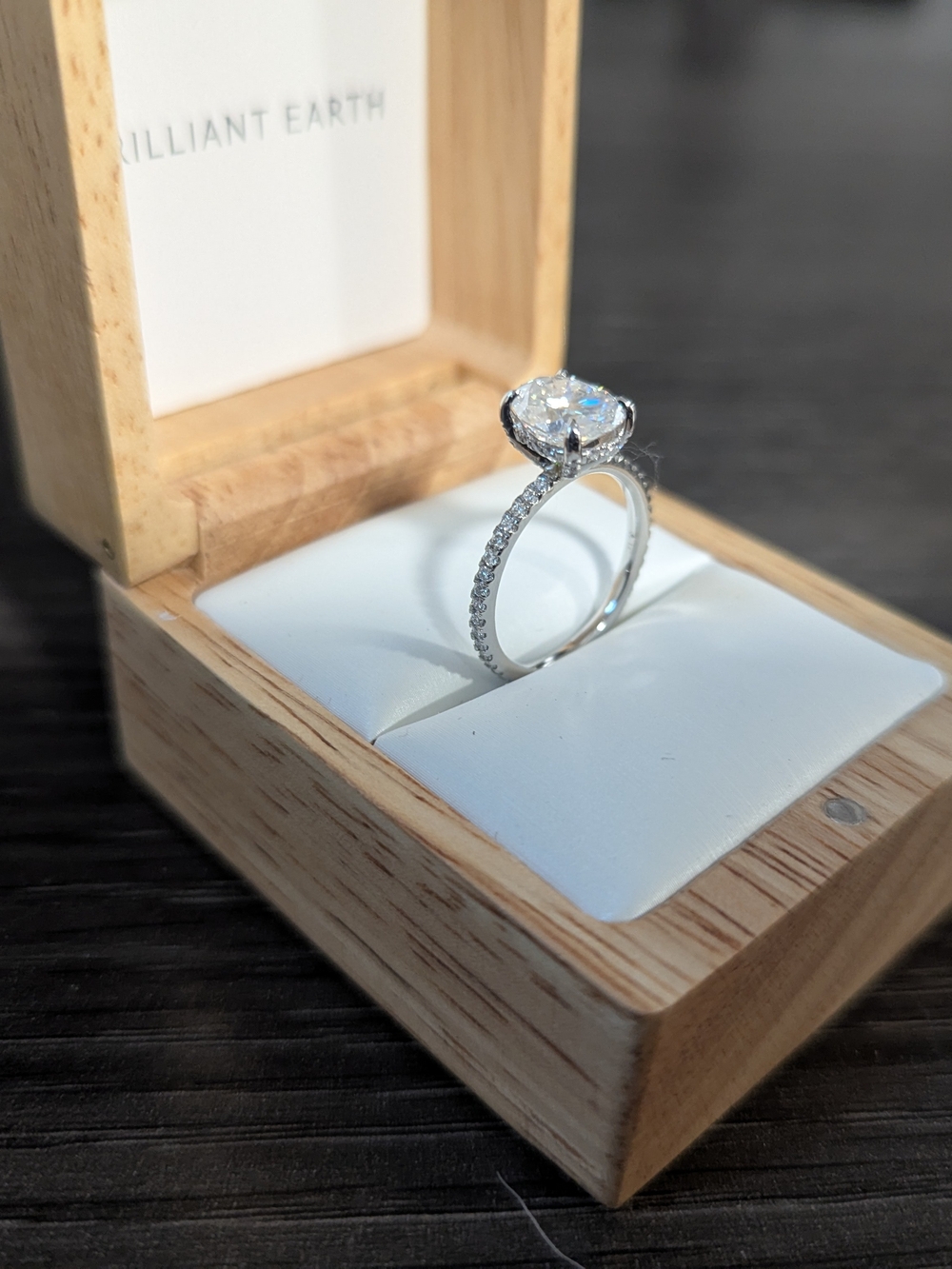 Brilliant Earth Luxe Viviana Platinum Oval Moissanite Engagement Ring ✨💍